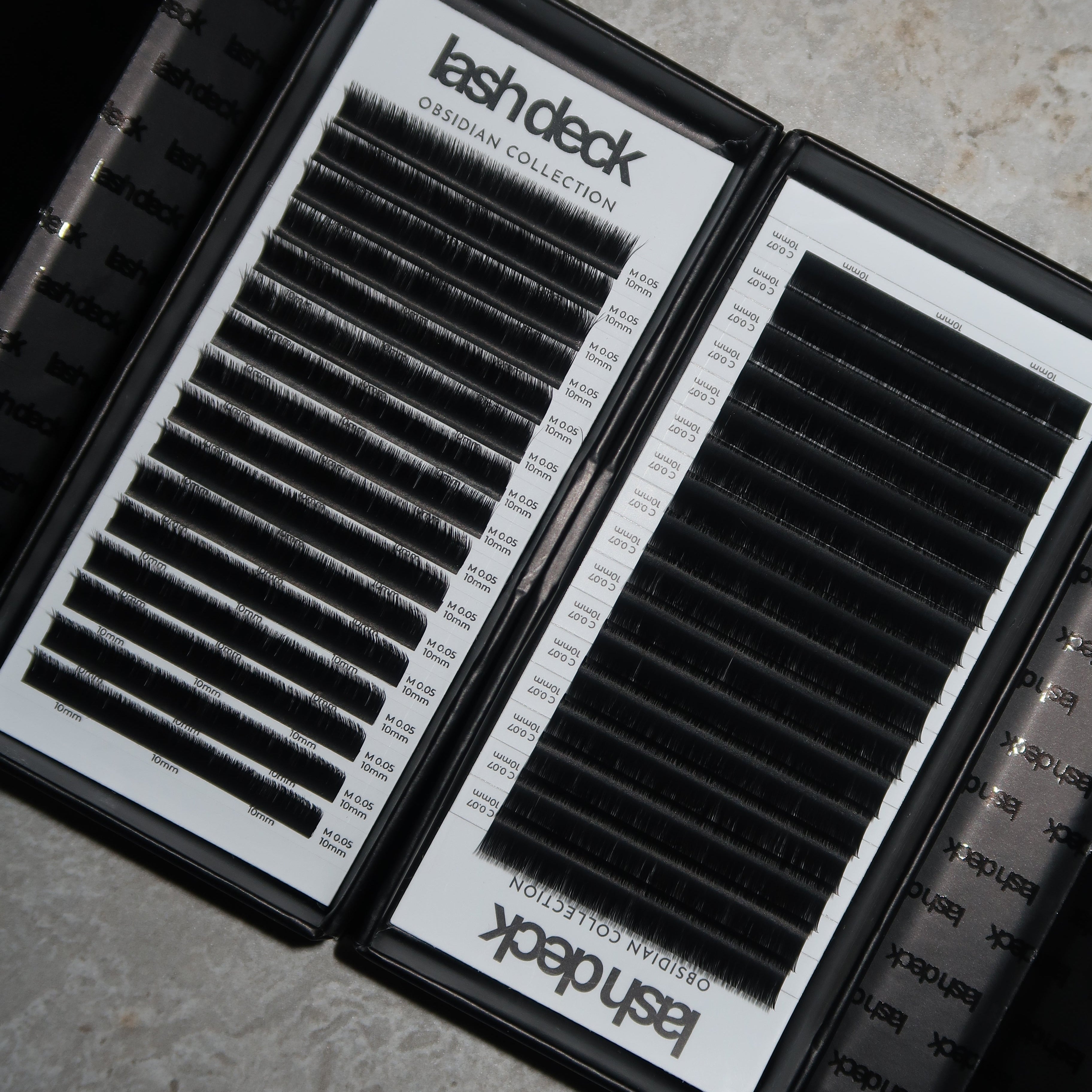 Ultra Black Premium Matte Single Lash Trays